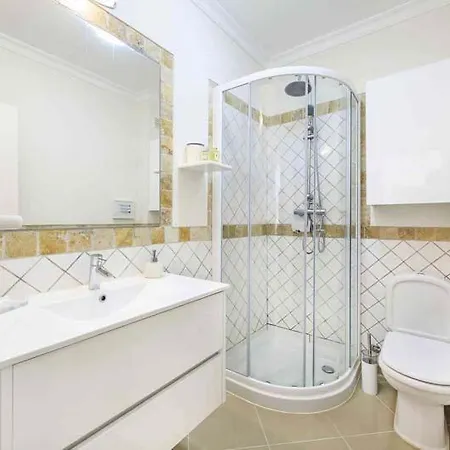 Vale Do Garrao Sleeps 4 With Pool Air Con And Wifi Apartamento *